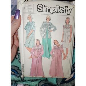 Simplicity #7643 Nightgown And Robe Large Uncut Pattern